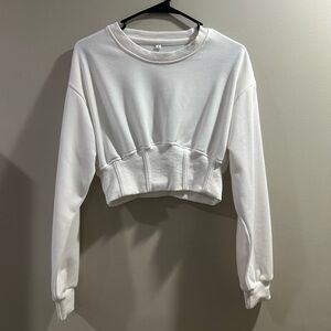 White long sleep cropped shirt